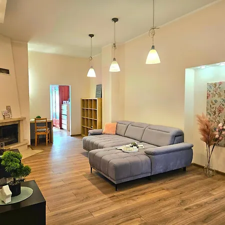 Appartement Elegant Lotus With Park Views Between Art Nouveau District & Old Town Riga