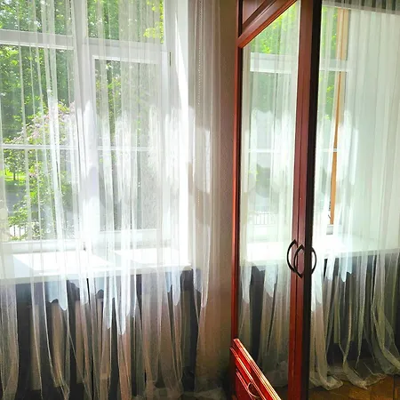 Elegant Lotus With Park Views Between Art Nouveau District & Old Town Appartement Riga